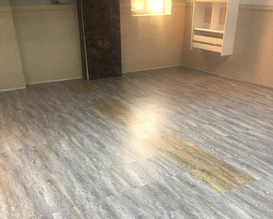 کفپوش اداری و تجاری مناسب دفتر کار و فروشگاه